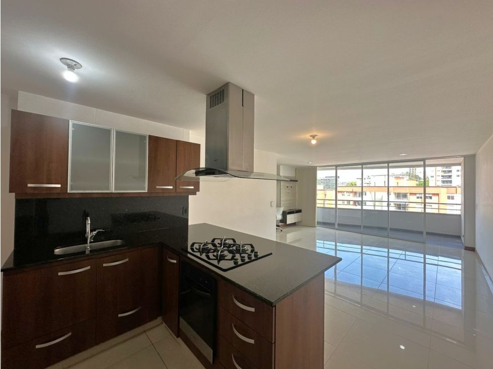 Apartamento en arriendo Antioquia Envigado Uribe Ángel 94 m2 Habitaciones 3 Baños 2 Garajes 2 Precio $4300000