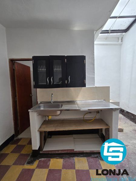 Apartaestudio en arriendo Antioquia Itagüí Los Naranjos 45 m2 Habitaciones 1 Baños 1 Garajes 0 Precio $1000000