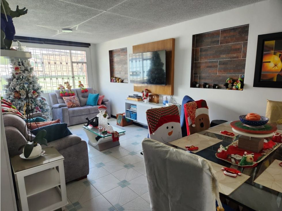 Casa en venta Cundinamarca Bogotá Claret 750 m2 Habitaciones 4 Baños 4 Garajes 1 Precio $1350000000