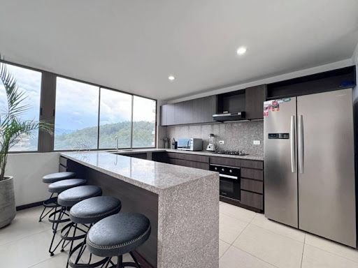 Apartamento en arriendo Antioquia Medellín Las Palmas 171 m2 Habitaciones 4 Baños 4 Garajes 1 Precio $10000000