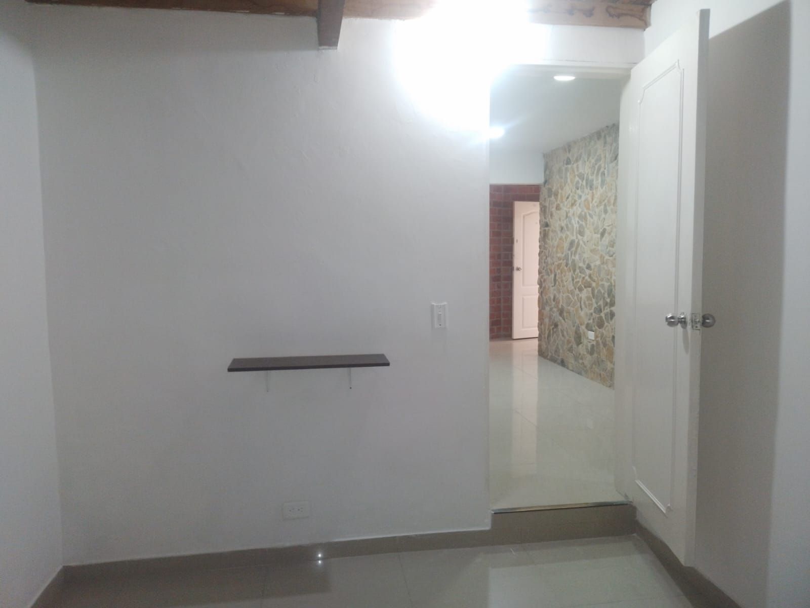 Oficina en arriendo Antioquia Medellín Los Conquistadores 60 m2 Habitaciones 0 Baños 2 Garajes 0 Precio $2300000