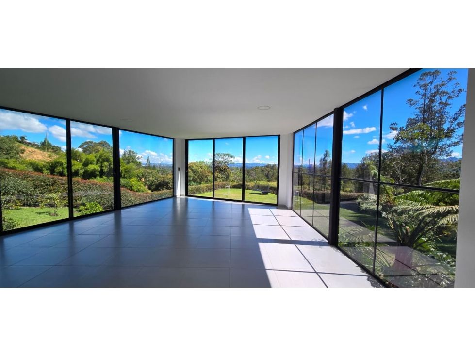Casa Campestre en arriendo Antioquia Rionegro Rionegro 350 m2 Habitaciones 5 Baños 5 Garajes 1 Precio $9900000