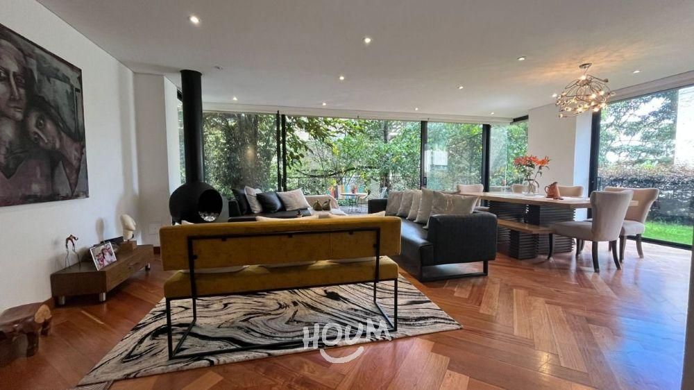 Casa en arriendo Cundinamarca Bogotá Santa Barbara Central 370 m2 Habitaciones 4 Baños 6 Garajes 2 Precio $13500000