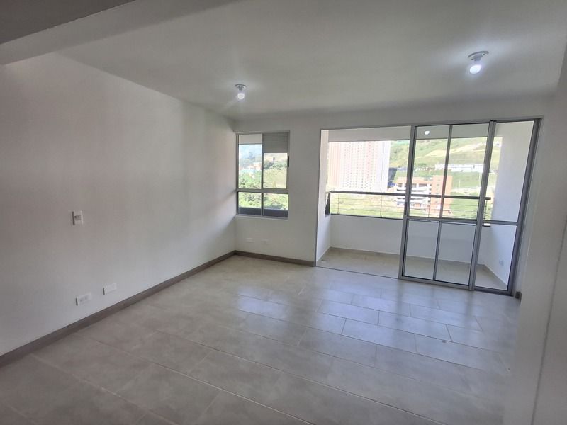 Apartamento en arriendo Antioquia Medellín Santa Rosa De Lima 58 m2 Habitaciones 3 Baños 2 Garajes 1 Precio $2600000