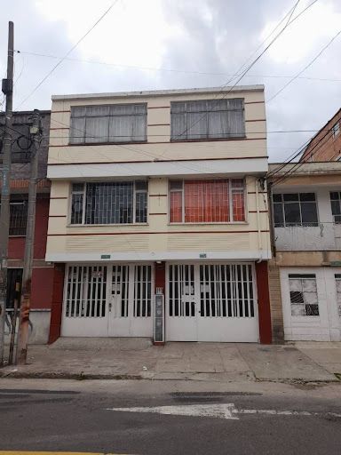 Bodega en arriendo Cundinamarca Bogotá El Vervenal 120 m2 Habitaciones 0 Baños 2 Garajes 0 Precio $2200000