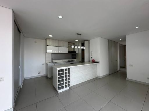 Apartamento en arriendo Antioquia Envigado La Inmaculada 119 m2 Habitaciones 3 Baños 4 Garajes 2 Precio $5800000