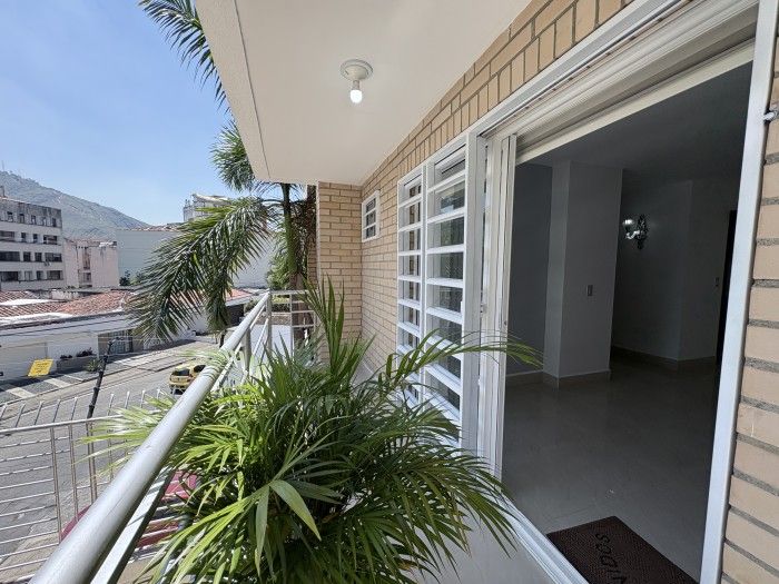 Apartamento en arriendo Valle Del Cauca Cali Bellavista 142 m2 Habitaciones 3 Baños 3 Garajes 2 Precio $4265000