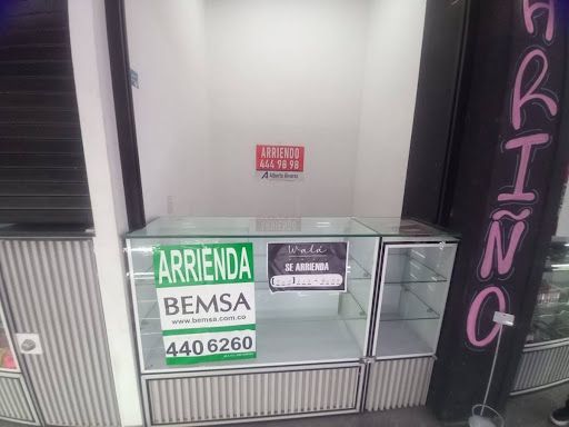 Local en arriendo Antioquia Medellín La Candelaria 4 m2 Habitaciones 0 Baños 0 Garajes 0 Precio $3000000