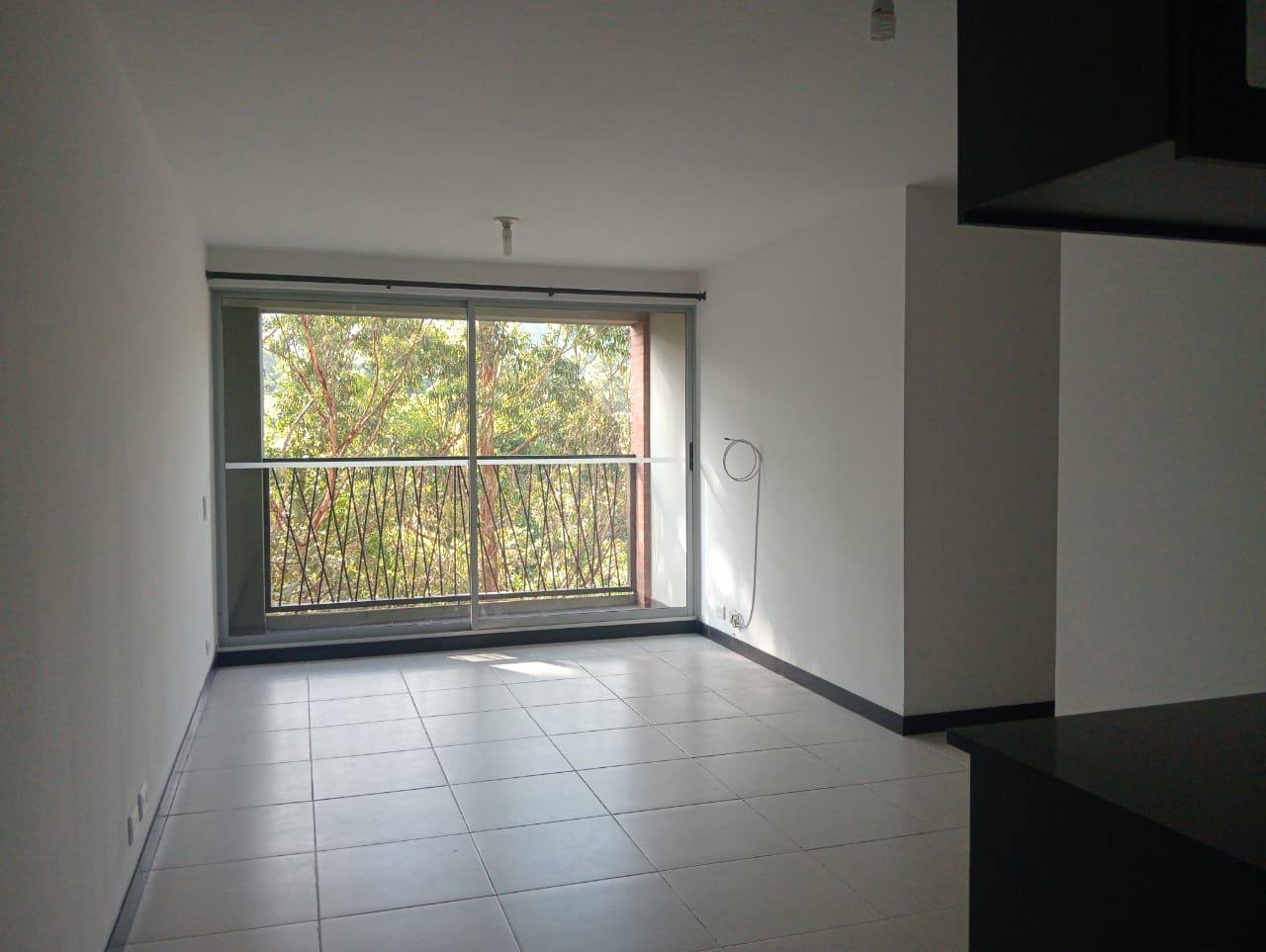 Apartamento en arriendo Antioquia Medellín La Castellana 78 m2 Habitaciones 3 Baños 2 Garajes 1 Precio $3500000