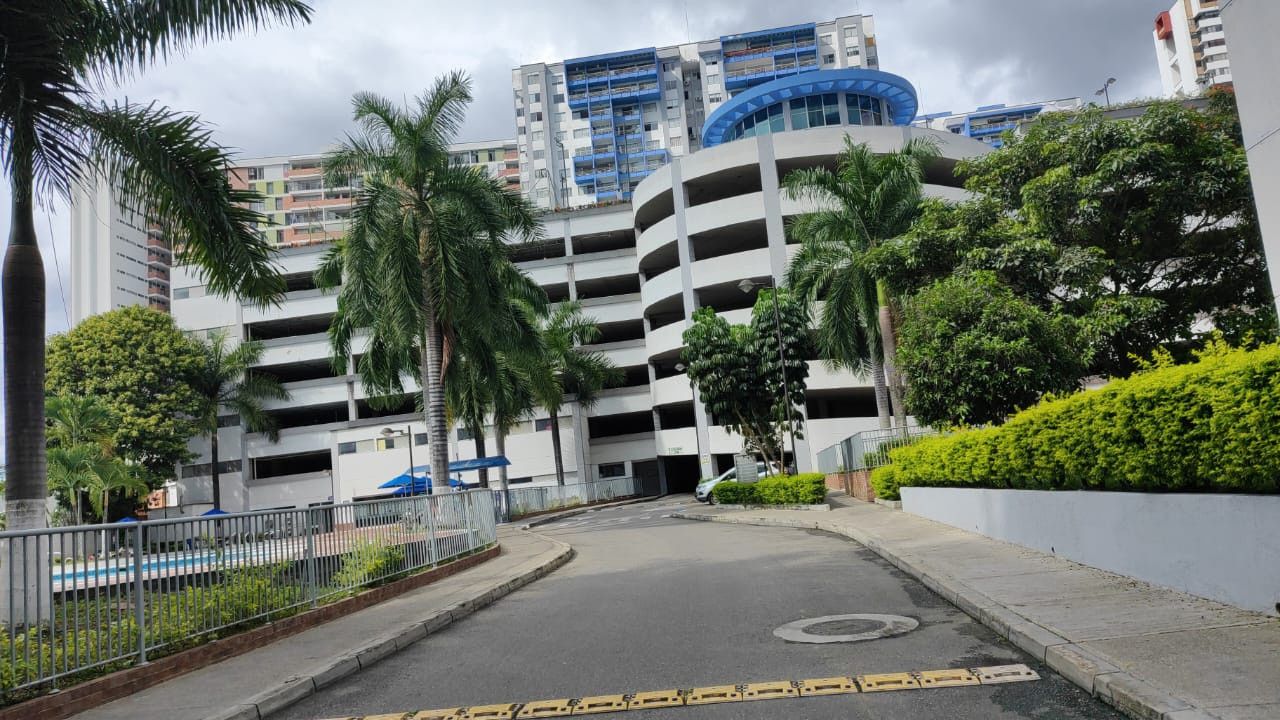 Apartamento en venta Santander Floridablanca Br Versalles Campestre 68 m2 Habitaciones 2 Baños 2 Garajes 1 Precio $320000000