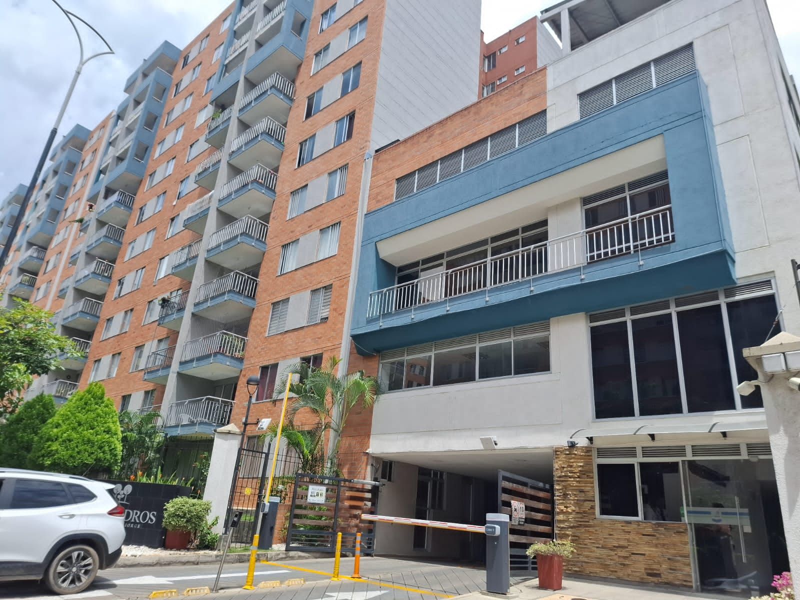 Apartamento en arriendo Santander Girón Cr Arboleda 64 m2 Habitaciones 3 Baños 2 Garajes 1 Precio $1520000