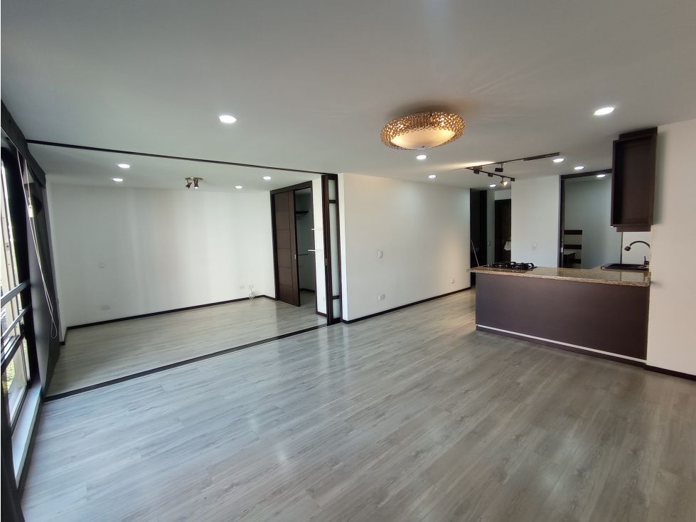 Apartaestudio en arriendo Antioquia Medellín Los Conquistadores 60 m2 Habitaciones 1 Baños 2 Garajes 1 Precio $3500000