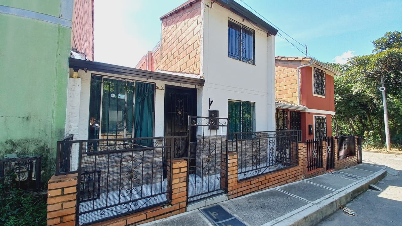 Casa en arriendo Santander Piedecuesta Paseo Del Puente 70 m2 Habitaciones 4 Baños 2 Garajes 0 Precio $1300000