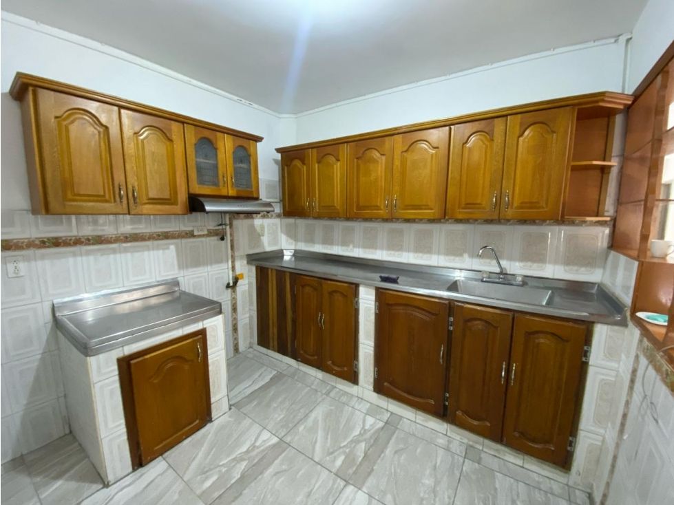 Casa en arriendo Antioquia Medellín Belen 120 m2 Habitaciones 4 Baños 2 Garajes 0 Precio $4400000