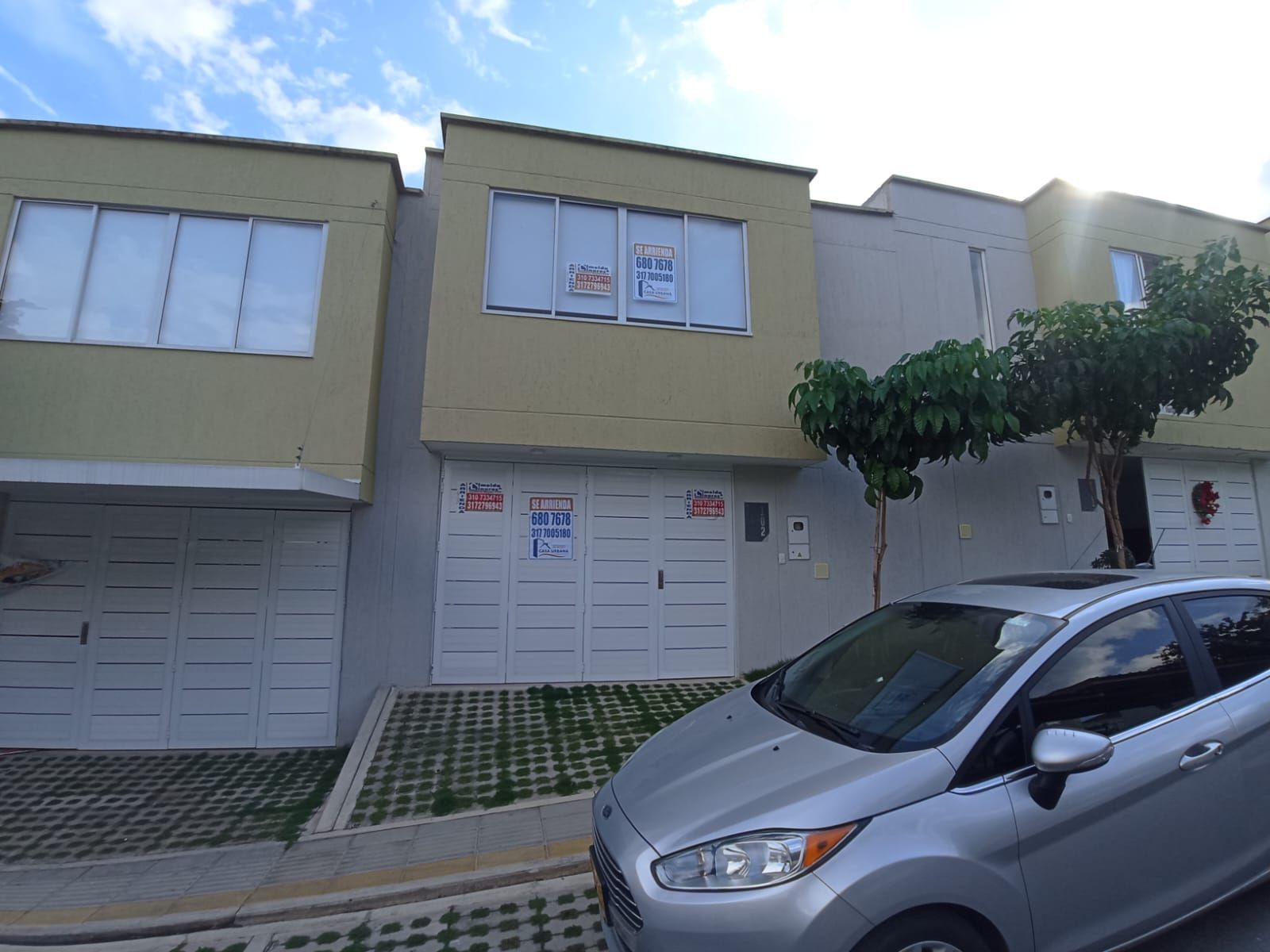 Casa en arriendo Santander Girón El Poblado 100 m2 Habitaciones 3 Baños 3 Garajes 1 Precio $2300000