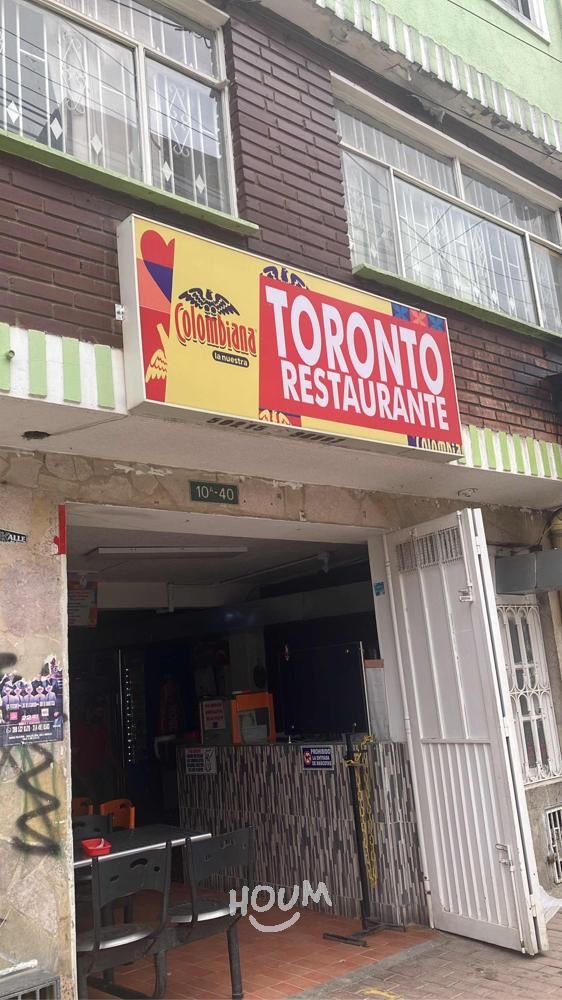 Casa en venta Cundinamarca Bogotá Policarpa Salavarreta 173 m2 Habitaciones 6 Baños 2 Garajes 0 Precio $1200000000