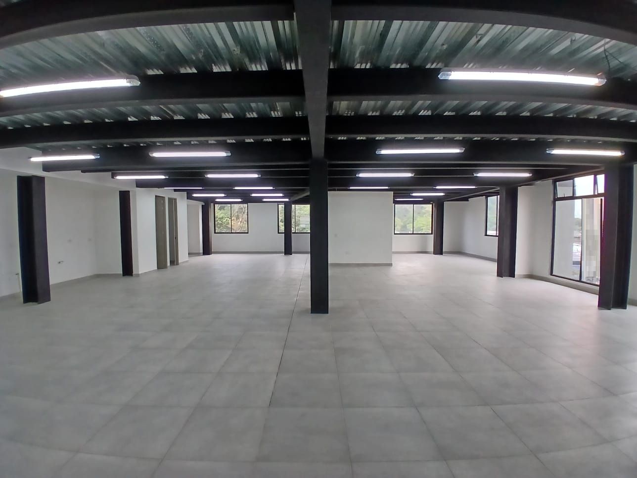 Bodega en arriendo Antioquia Medellín Tenche 200 m2 Habitaciones 0 Baños 2 Garajes 0 Precio $12500000