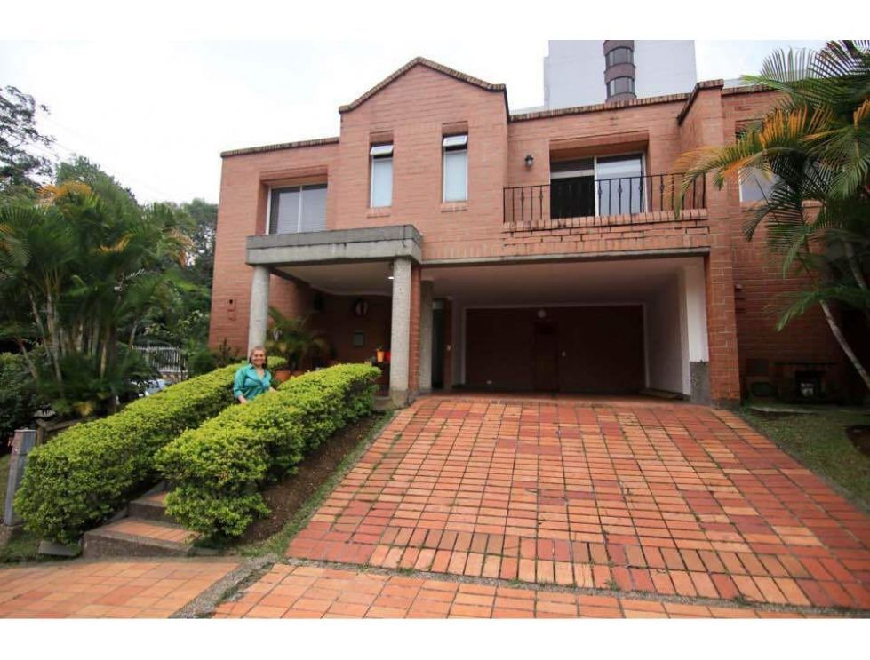 Casa en venta Antioquia Medellín San Lucas 373 m2 Habitaciones 4 Baños 6 Garajes 3 Precio $1560000000