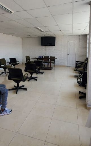 Local en arriendo Valle Del Cauca Cali Cristóbal Colón 80 m2 Habitaciones 0 Baños 1 Garajes 0 Precio $1000000