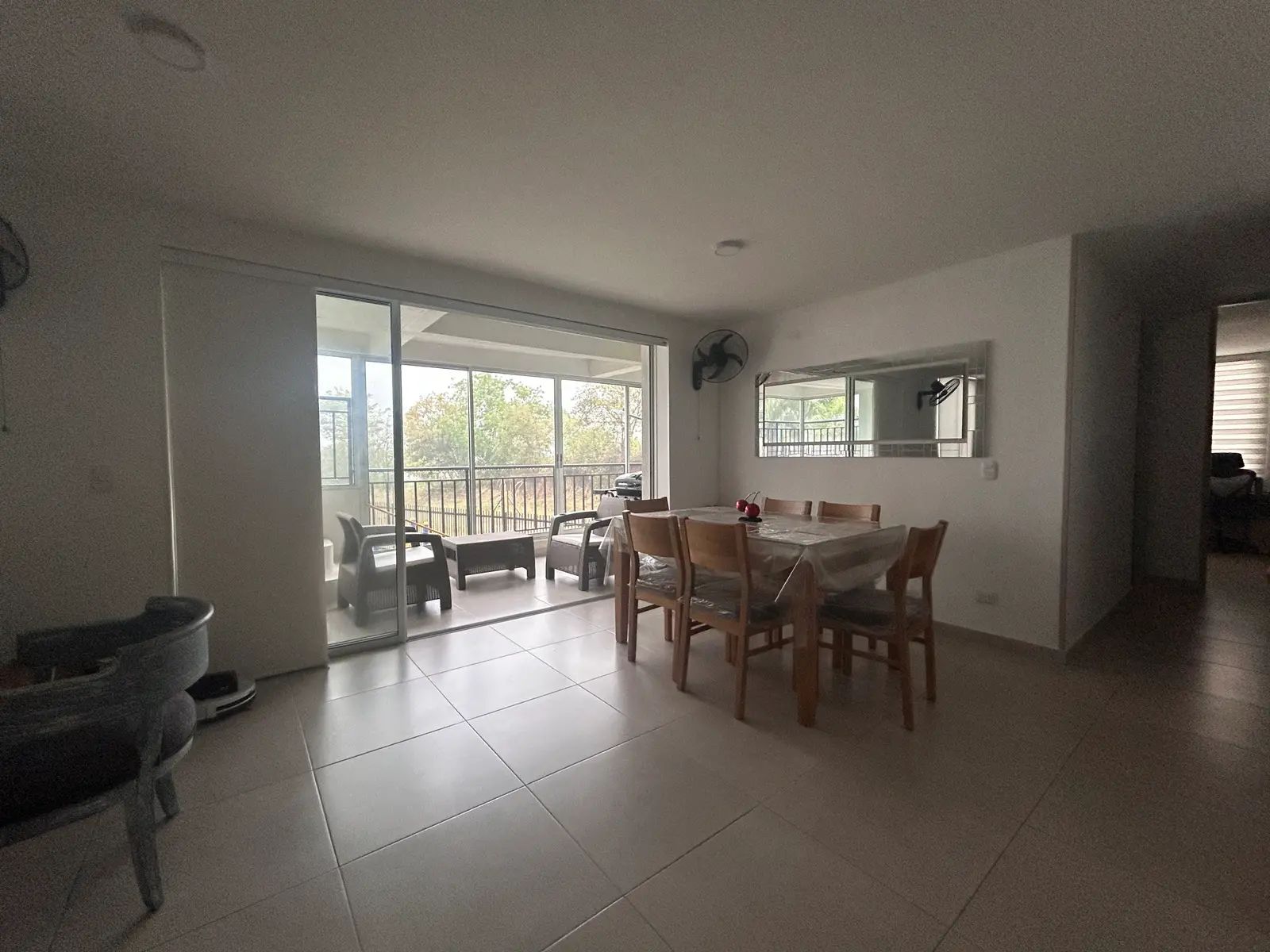 Apartamento en venta Cundinamarca Ricaurte Las Palmas 93 m2 Habitaciones 4 Baños 2 Garajes 2 Precio $355000000