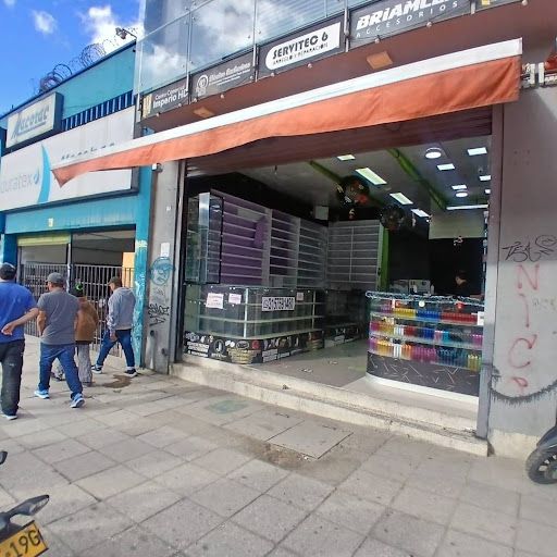 Local en arriendo Cundinamarca Bogotá San Victorino 15 m2 Habitaciones 0 Baños 1 Garajes 0 Precio $3100000