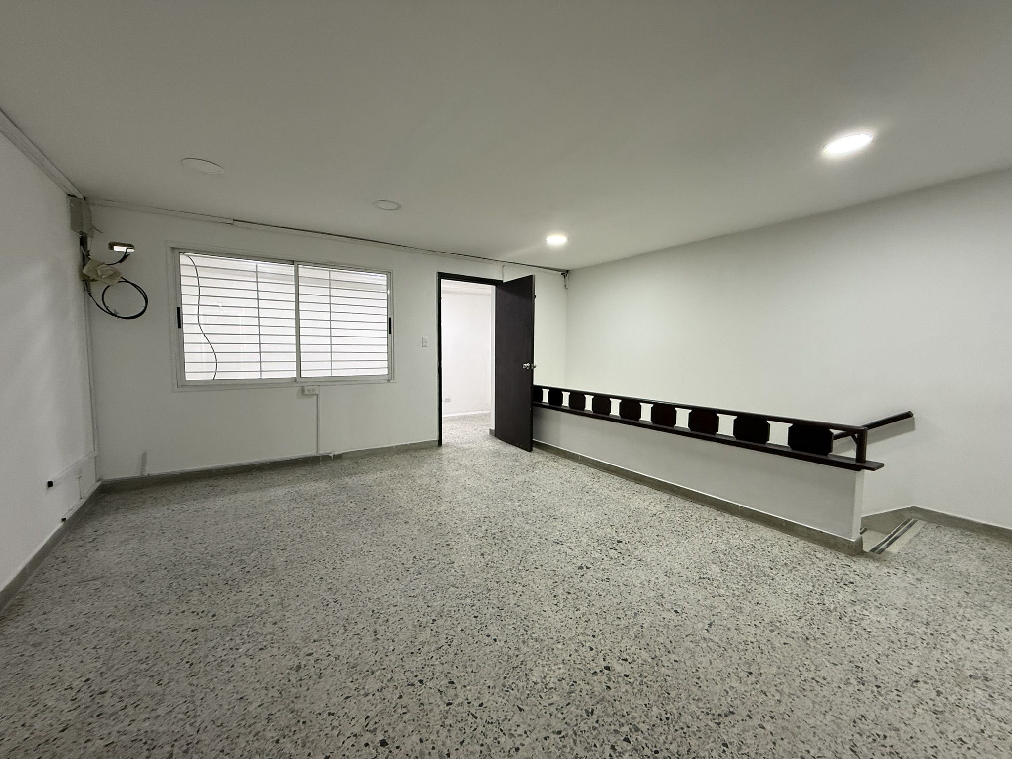 Local en arriendo Antioquia Medellín Boston 320 m2 Habitaciones 0 Baños 3 Garajes 0 Precio $10000000