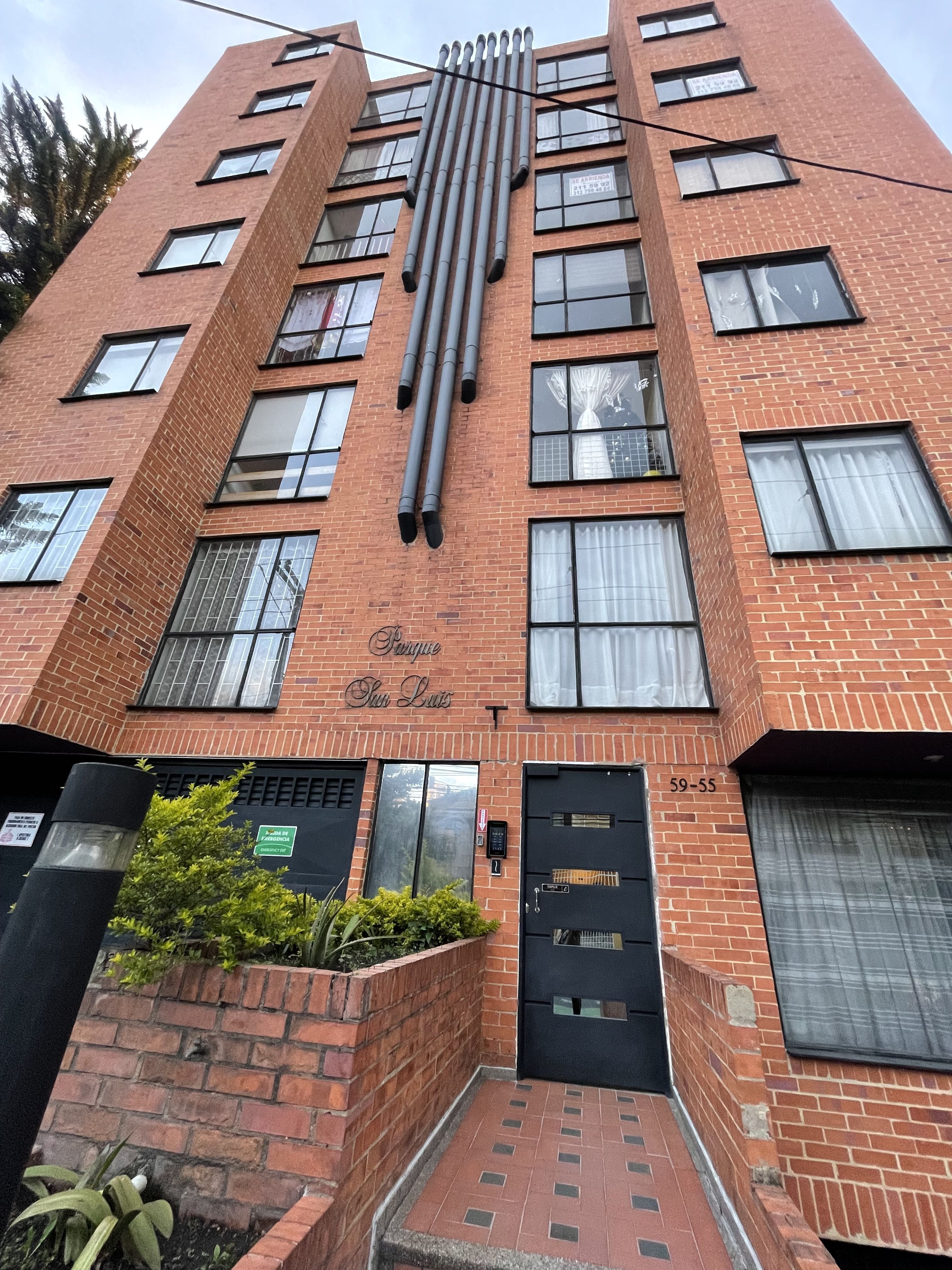 Apartamento en arriendo Cundinamarca Bogotá San Luis 50 m2 Habitaciones 2 Baños 2 Garajes 1 Precio $2200000