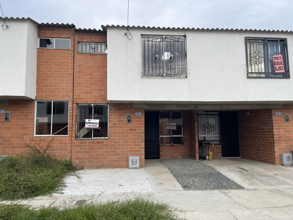 Casa en arriendo Valle Del Cauca Palmira Urbanización Tulipanes De La Italia I 89 m2 Habitaciones 3 Baños 2 Garajes 1 Precio $600000