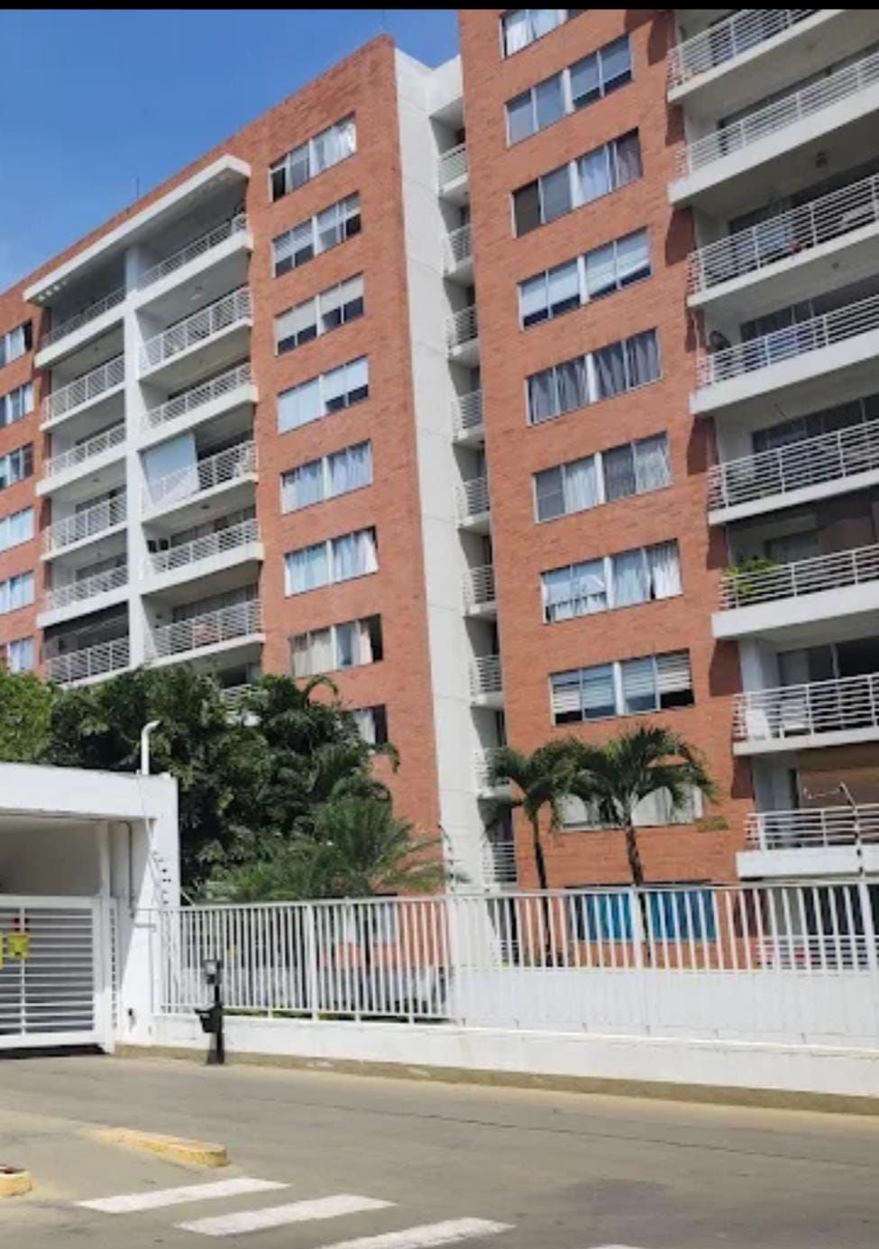 Apartamento en venta Valle Del Cauca Cali Lili 79 m2 Habitaciones 3 Baños 2 Garajes 1 Precio $351000000