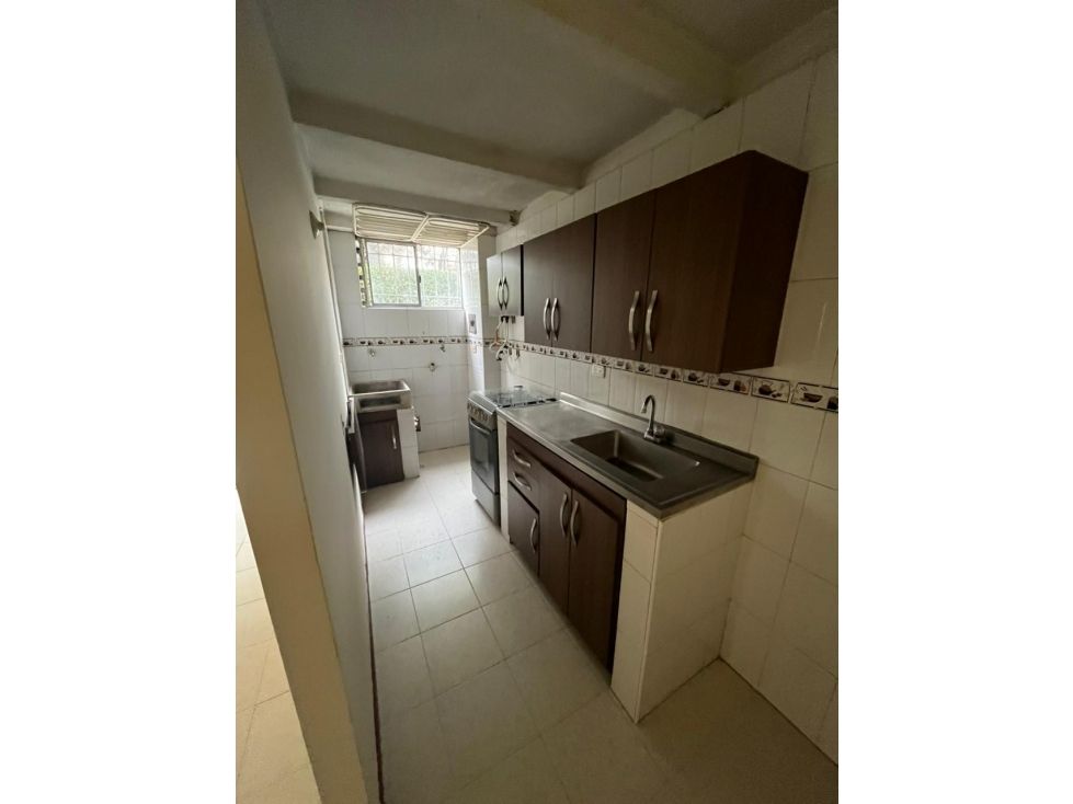 Apartamento en arriendo Antioquia Envigado Primavera 60 m2 Habitaciones 3 Baños 2 Garajes 1 Precio $2250000