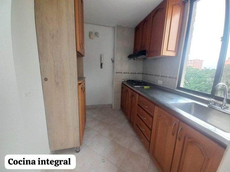 Apartamento en arriendo Antioquia Medellín Progreso No2 71 m2 Habitaciones 3 Baños 2 Garajes 0 Precio $2800000