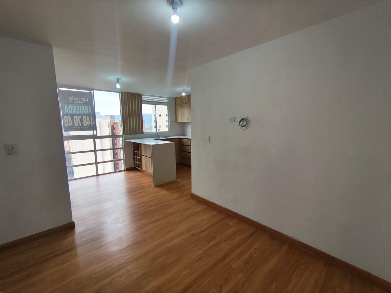 Apartamento en arriendo Antioquia Sabaneta Loma Del Barro 51 m2 Habitaciones 3 Baños 2 Garajes 0 Precio $1650000