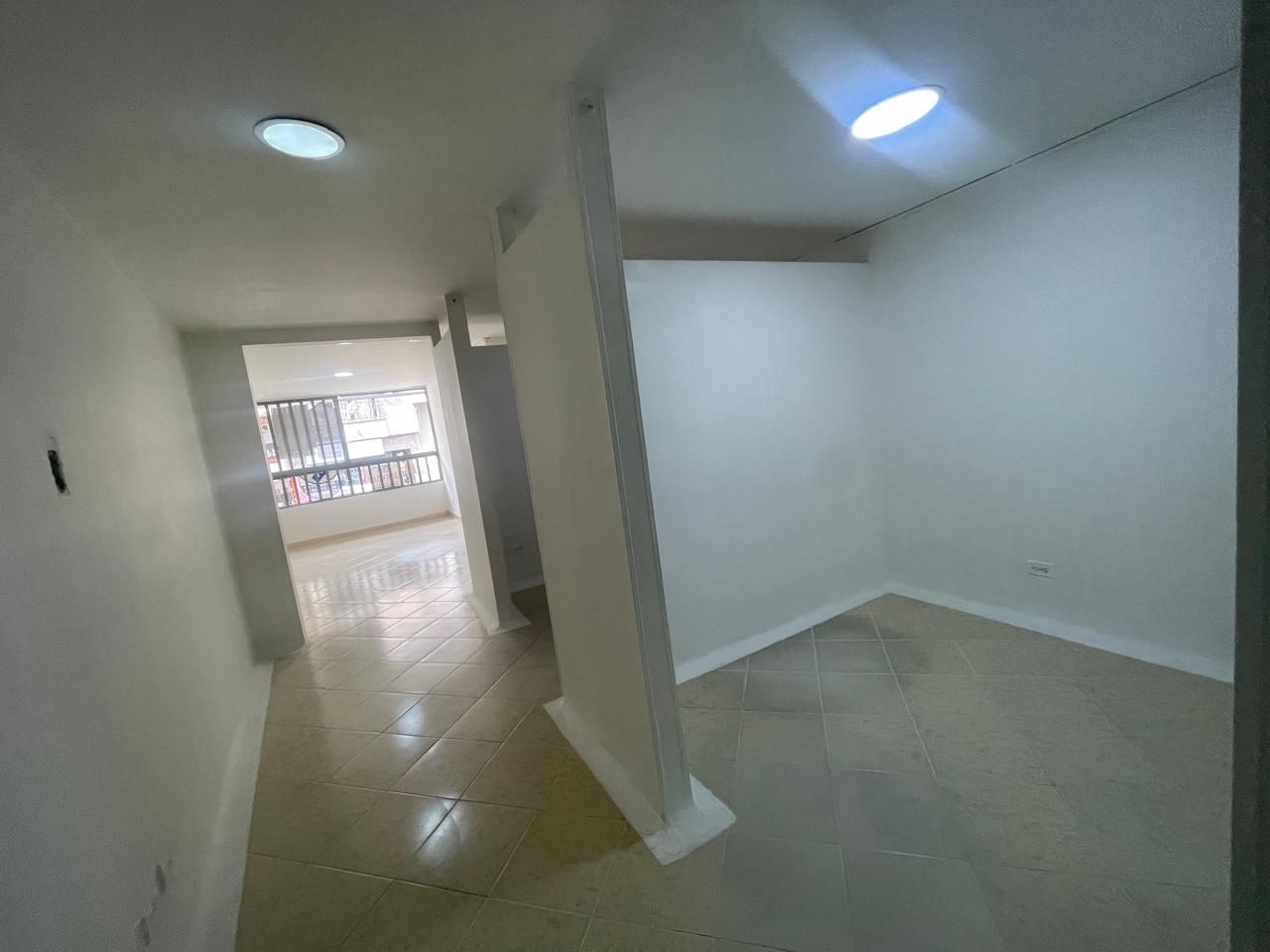 Local en arriendo Antioquia Envigado La Mesa 110 m2 Habitaciones 0 Baños 2 Garajes 0 Precio $4000000