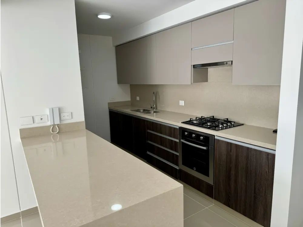 Apartamento en venta Valle Del Cauca Cali El Calvario 100 m2 Habitaciones 3 Baños 2 Garajes 2 Precio $590000000