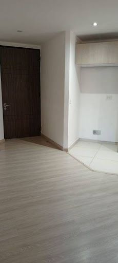 Apartamento en arriendo Cundinamarca Bogotá Santa Barbara Occidental 68 m2 Habitaciones 2 Baños 2 Garajes 2 Precio $4000000