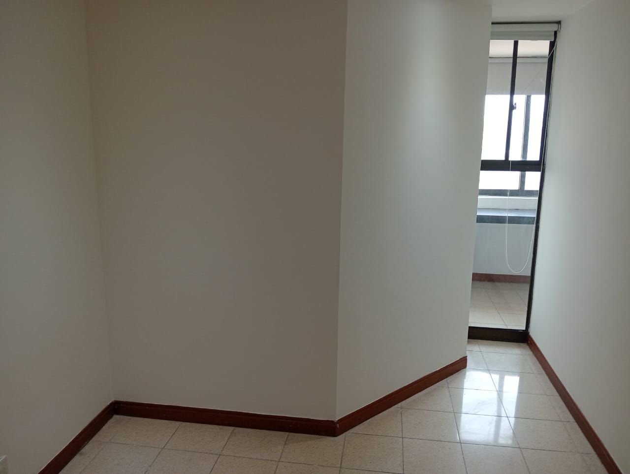 Apartamento en arriendo Antioquia Medellín Laureles 70 m2 Habitaciones 2 Baños 2 Garajes 2 Precio $3300000