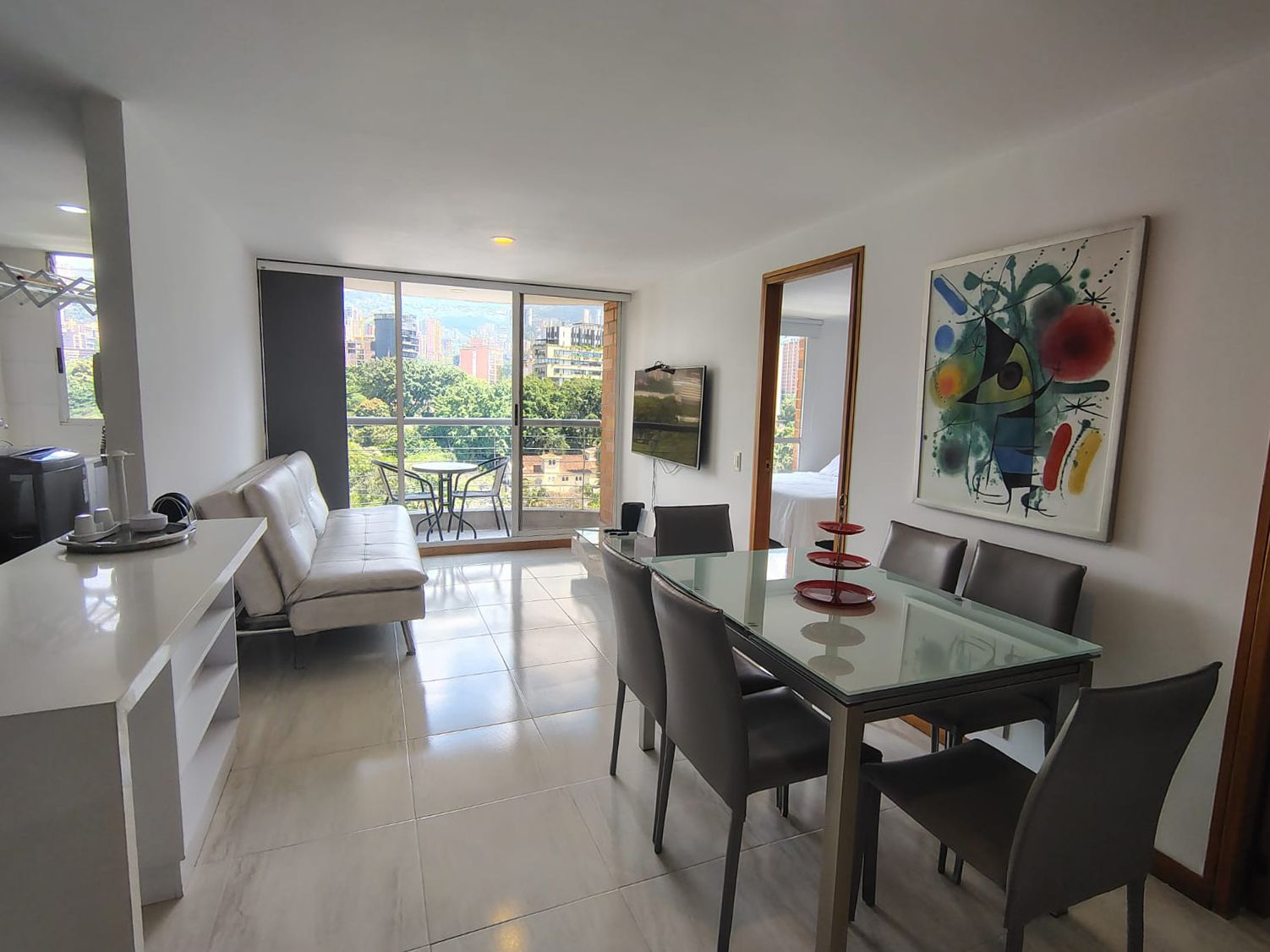 Apartamento en arriendo Antioquia Medellín Patio Bonito 53 m2 Habitaciones 1 Baños 2 Garajes 1 Precio $4600000