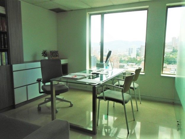 Oficina en arriendo Antioquia Medellín Alejandria 57 m2 Habitaciones 0 Baños 1 Garajes 1 Precio $5200000