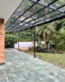 Casa en venta Antioquia Envigado Zúñiga 320 m2 Habitaciones 3 Baños 3 Garajes 2 Precio $2200000000