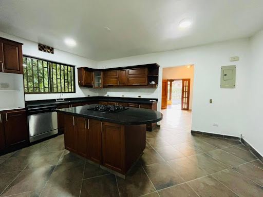 Casa Campestre en arriendo Antioquia Envigado El Salado 430 m2 Habitaciones 4 Baños 4 Garajes 4 Precio $10000000