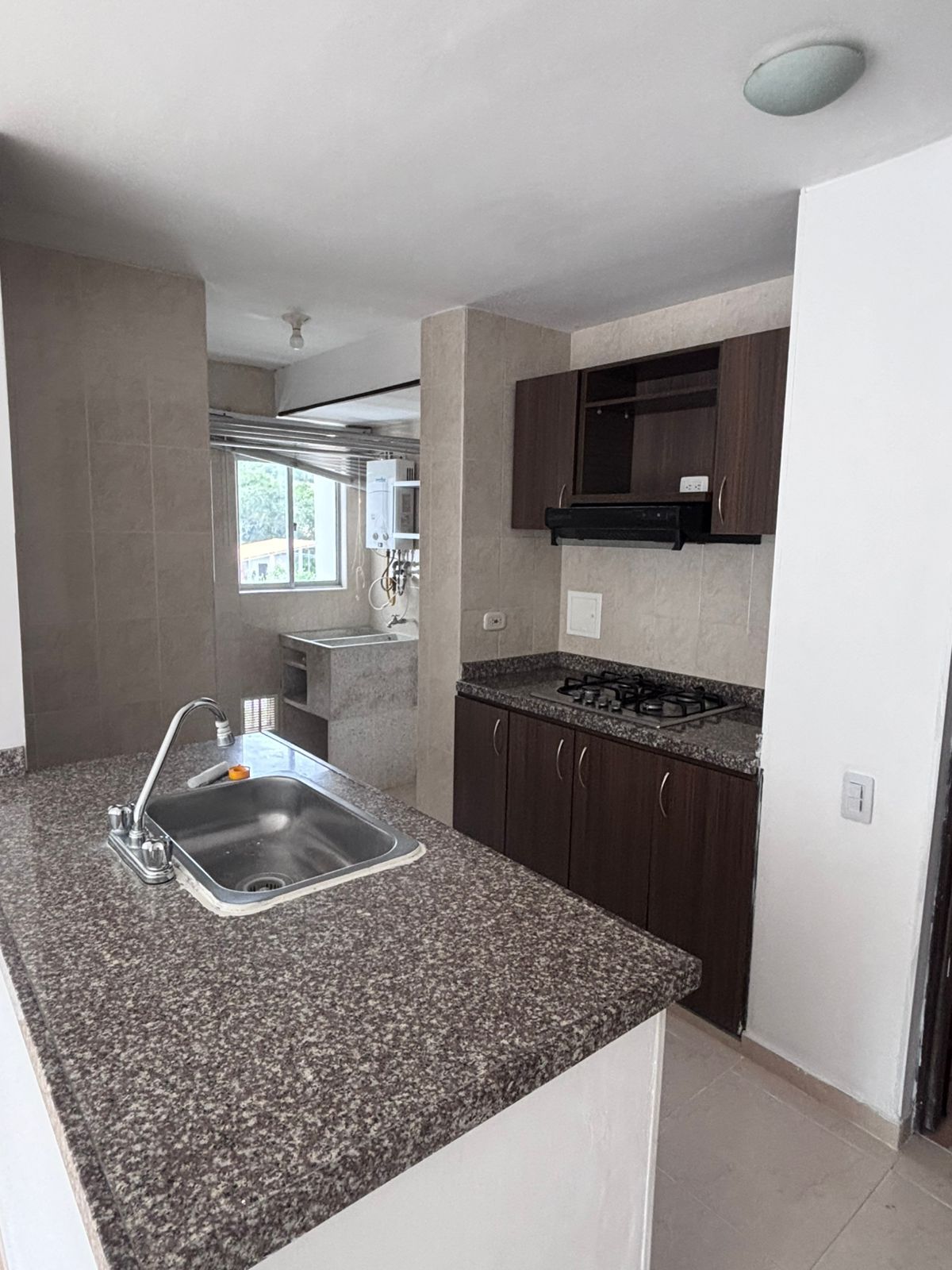 Apartamento en arriendo Santander Girón La Fuente 62 m2 Habitaciones 3 Baños 2 Garajes 1 Precio $1250000