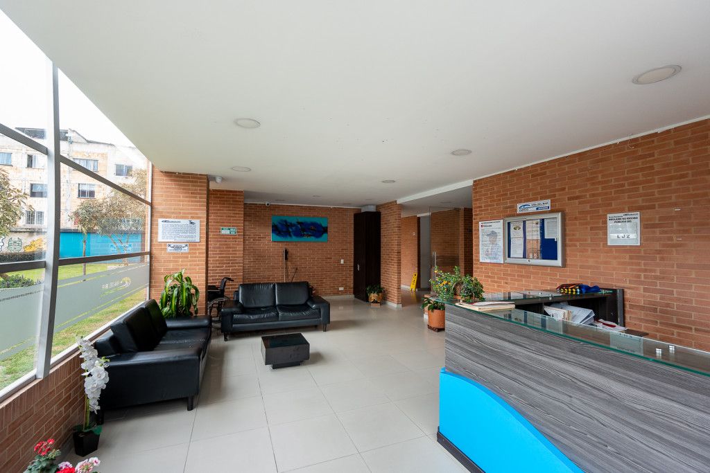 Apartaestudio en venta Cundinamarca Bogotá San Antonio Nor - Occidental 37 m2 Habitaciones 1 Baños 1 Garajes 0 Precio $190000000