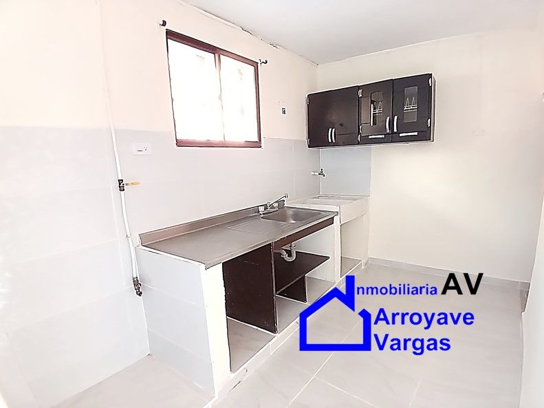 Apartaestudio en arriendo Antioquia Medellín El Rincon 25 m2 Habitaciones 1 Baños 1 Garajes 0 Precio $850000