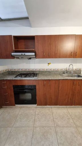 Apartamento en arriendo Antioquia Medellín El Poblado 95 m2 Habitaciones 4 Baños 4 Garajes 1 Precio $4500000