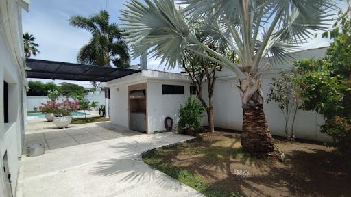 Casa en venta Cundinamarca Girardot Ub Bavaria 325 m2 Habitaciones 6 Baños 7 Garajes 8 Precio $1500000000