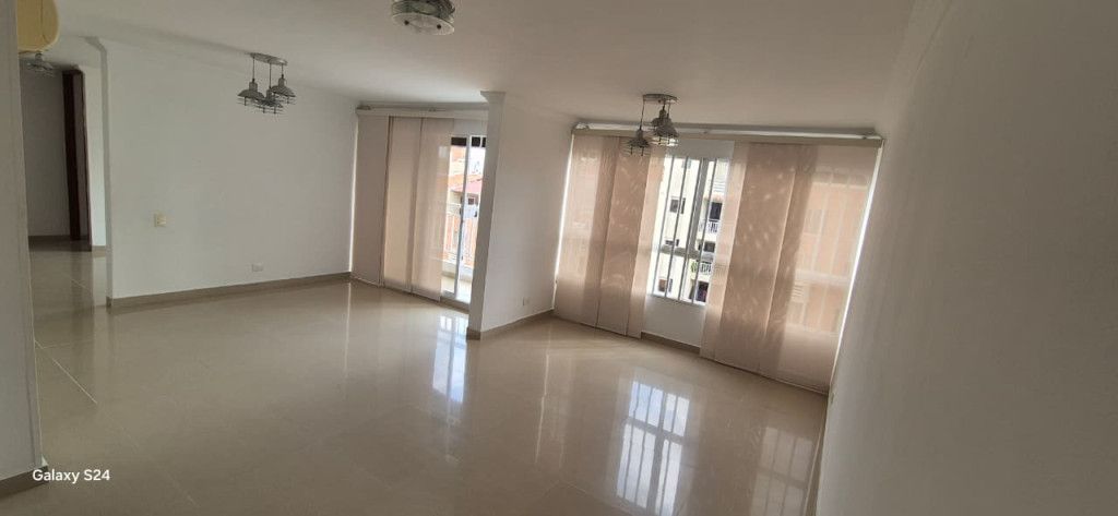 Apartamento en arriendo Atlántico Barranquilla Crbrisas Del Mar 194 m2 Habitaciones 3 Baños 3 Garajes 1 Precio $4200000