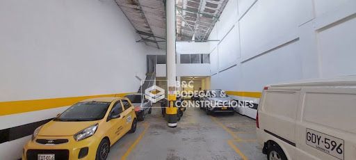 Bodega en arriendo Antioquia Medellín Colombia 400 m2 Habitaciones 0 Baños 3 Garajes 0 Precio $15000000