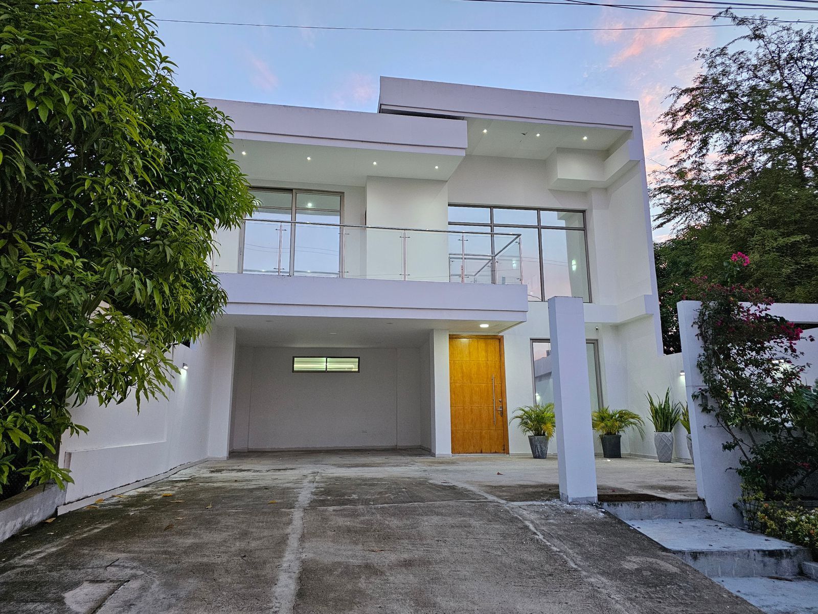 Casa en arriendo Bolívar Cartagena Cartagena 525 m2 Habitaciones 5 Baños 3 Garajes 1 Precio $3500000