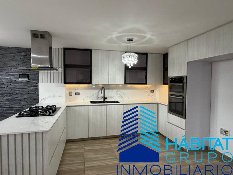 Apartamento en venta Antioquia Bello La Cabaña 320 m2 Habitaciones 5 Baños 5 Garajes 0 Precio $750000000