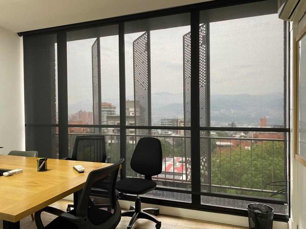 Oficina en venta Antioquia Medellín Villanueva 140 m2 Habitaciones 0 Baños 1 Garajes 2 Precio $1650000000